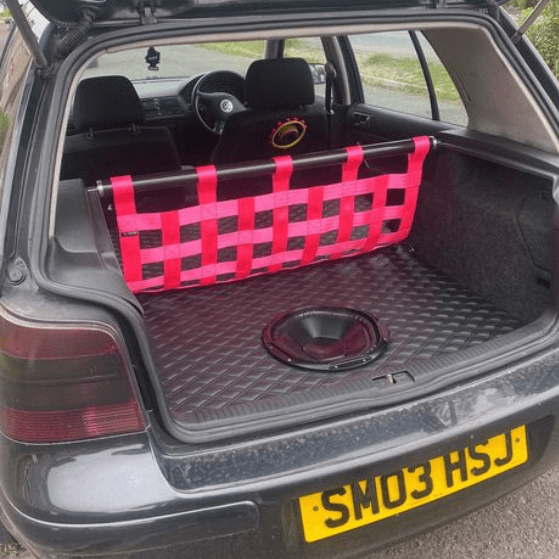 VW Golf Mk4 GTI R32 Strut bar and Cargo net cargo-nets.co.uk