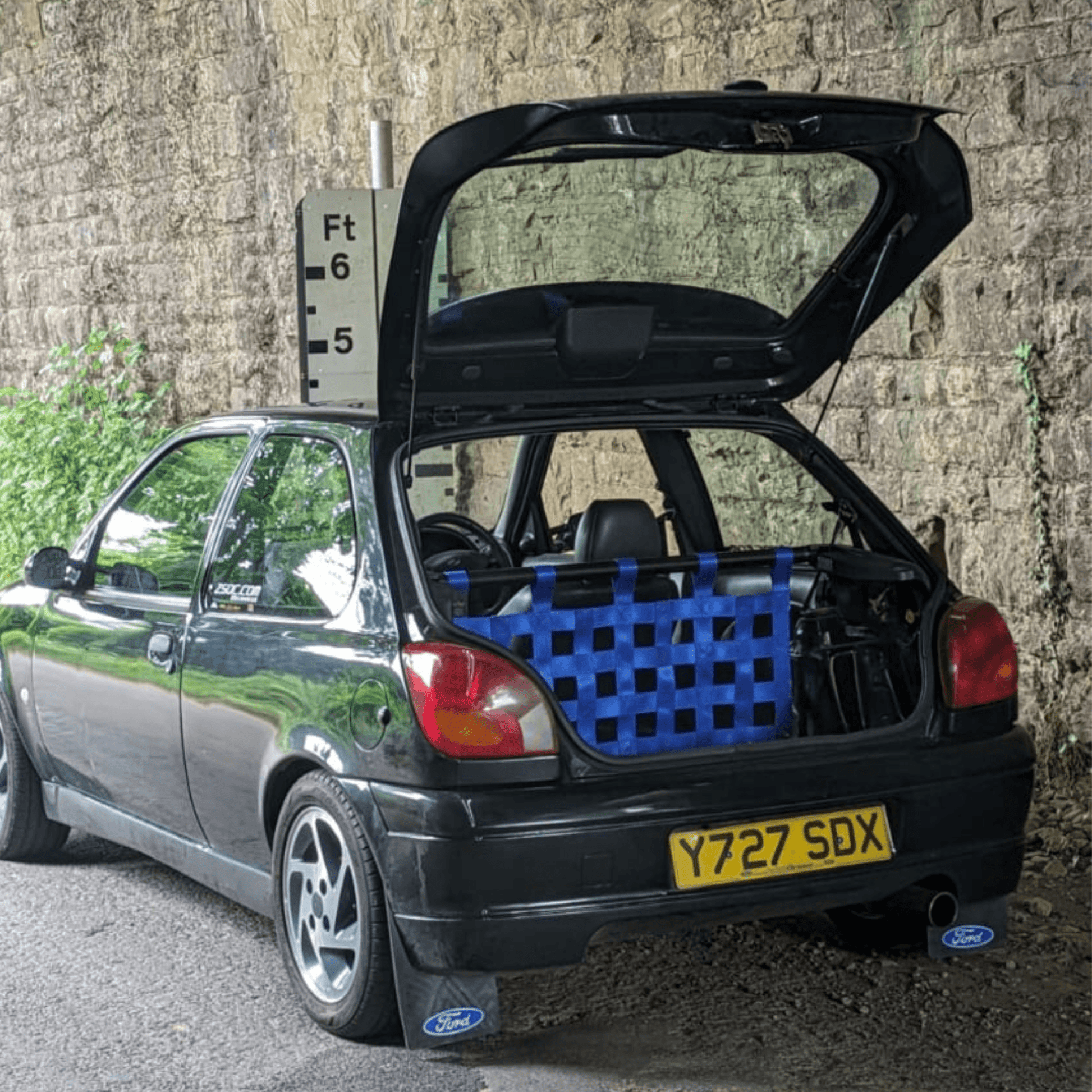 Ford Fiesta Mk4 Mk5 Zetec S Strut bar and Cargo net cargo-nets.co.uk