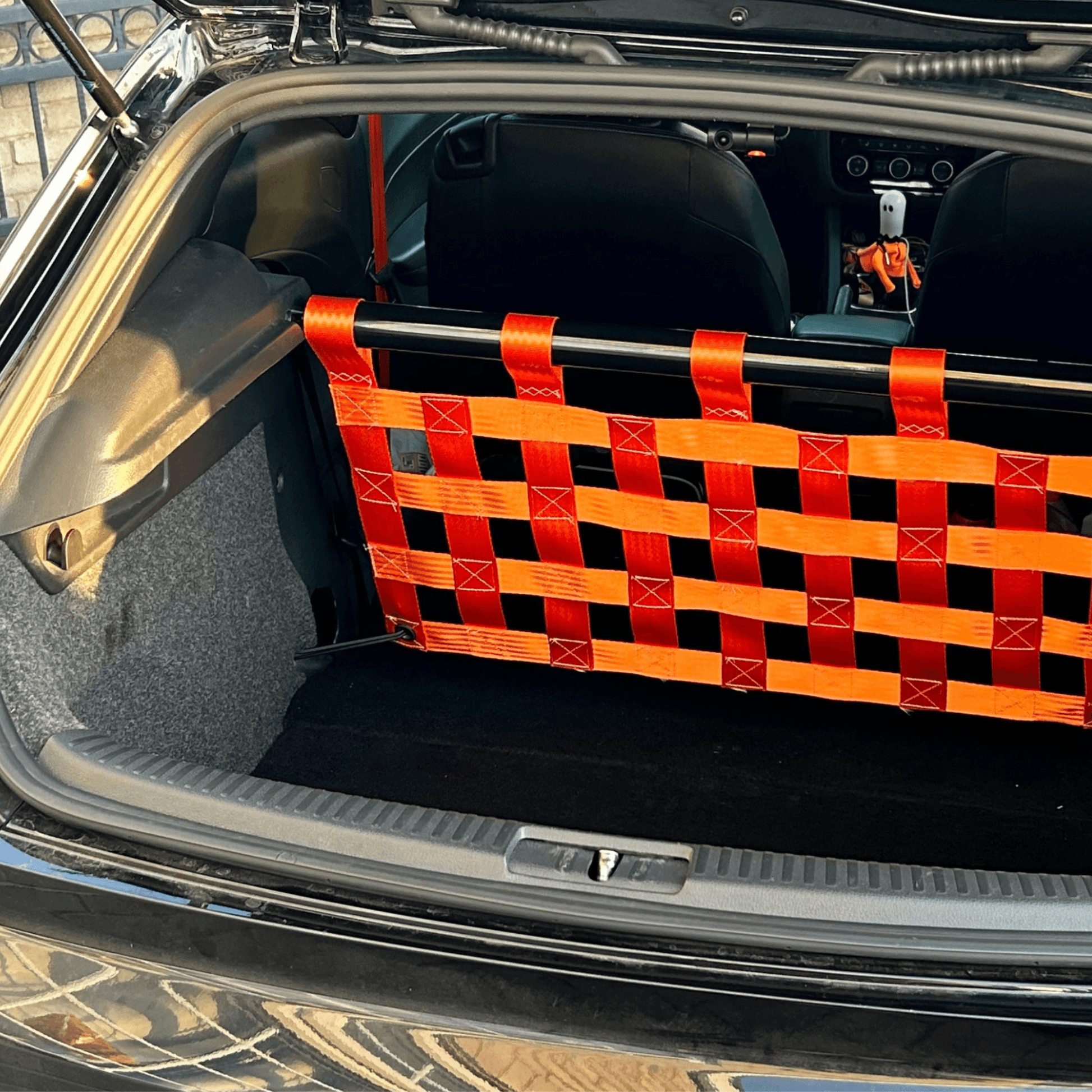 VW Scirocco Mk3 R Strut bar and Cargo net cargo-nets.co.uk