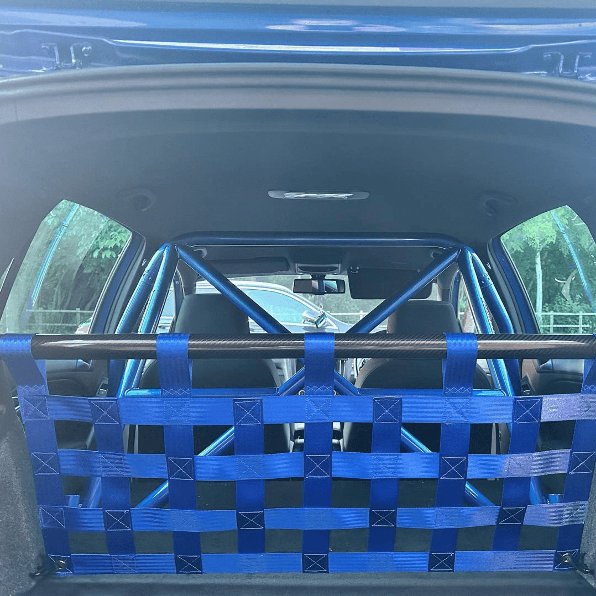 VW Golf Mk6 R GTI Strut bar and Cargo net cargo-nets.co.uk