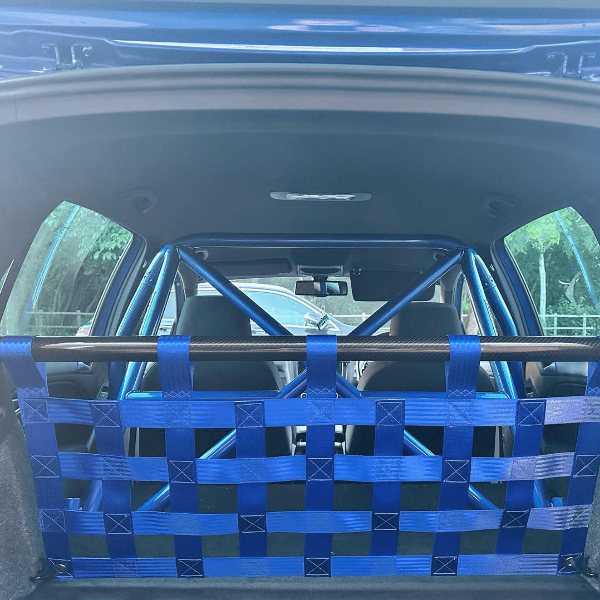 VW Golf Mk6 R GTI Strut bar and Cargo net cargo-nets.co.uk