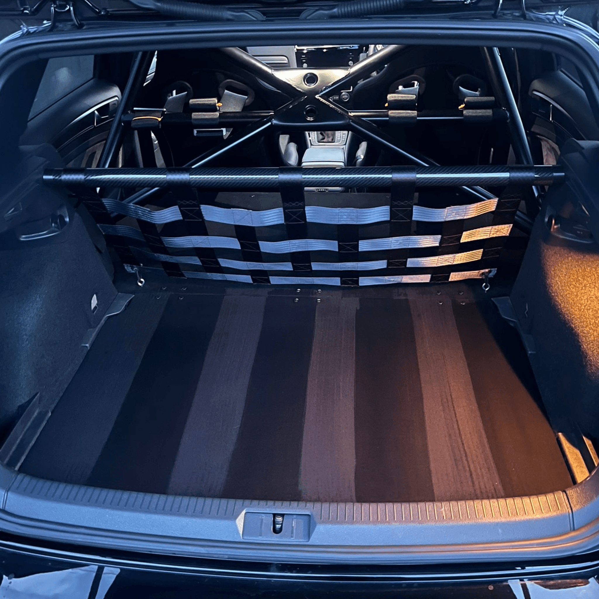 VW Golf Mk7 R GTI Strut bar and Cargo net cargo-nets.co.uk
