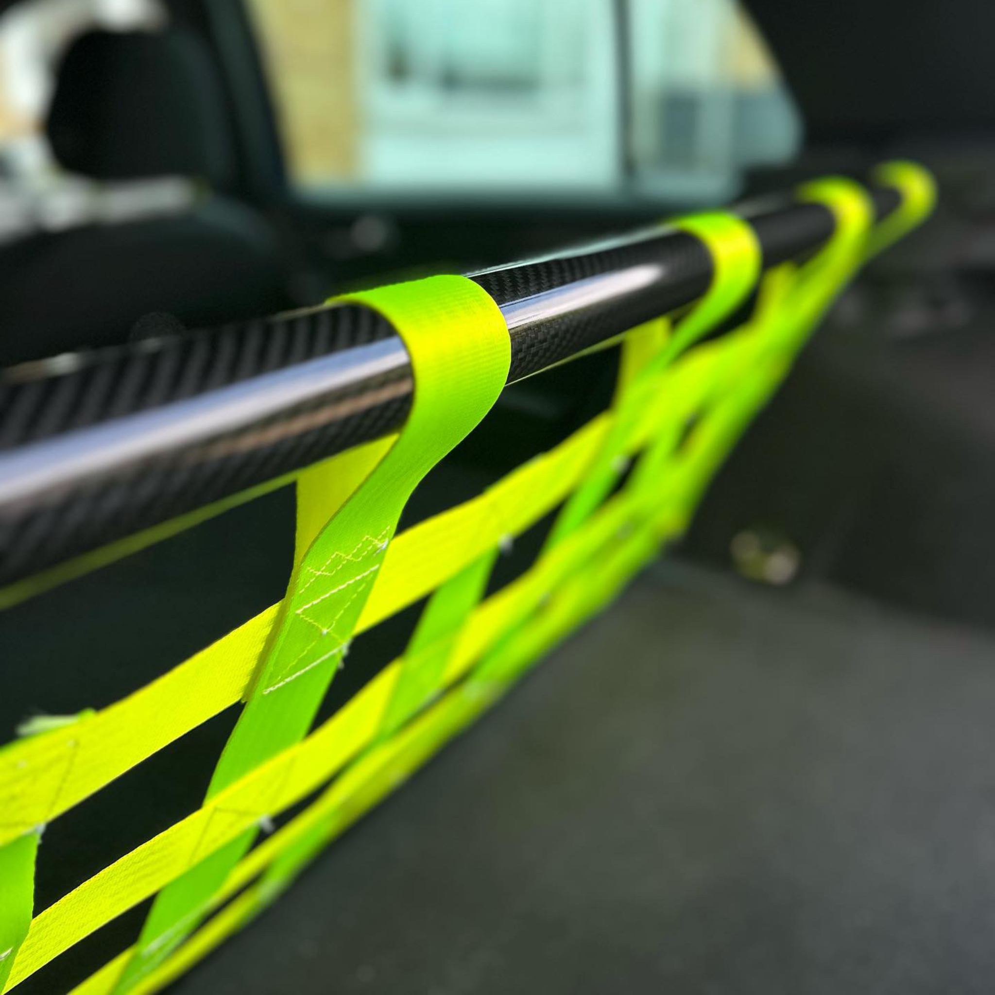 Volkswagen Passat B4 Strut Bar and Cargo Net cargo-nets.co.uk