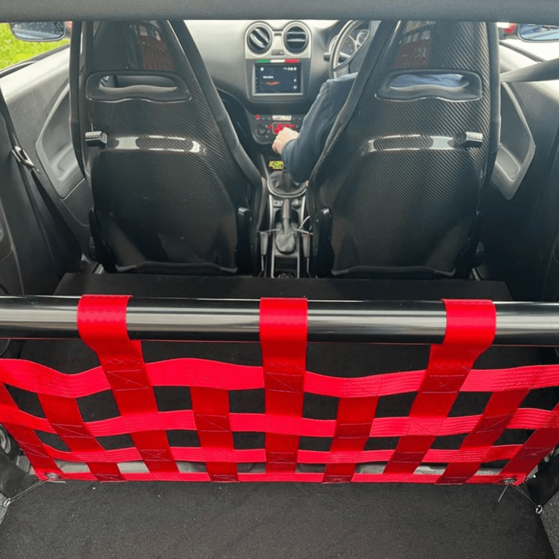 Alfa Romeo MiTo Strut bar and Cargo net cargo-nets.co.uk