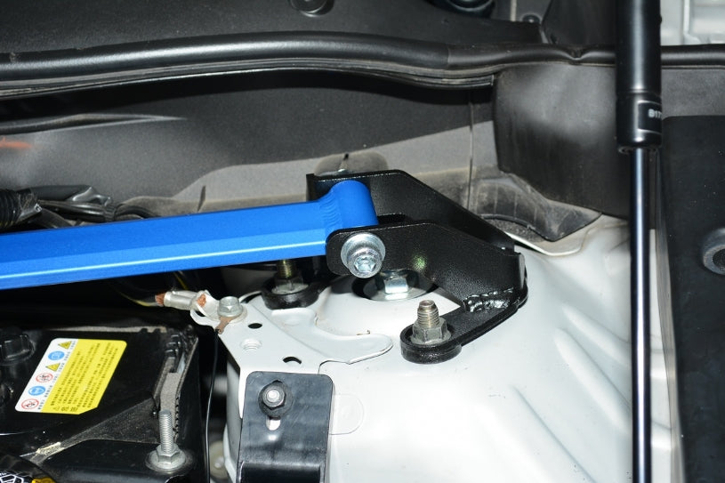 HARDRACE FRONT STRUT BRACE HardRace