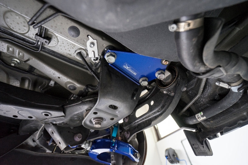 HARDRACE REAR LOWER BRACE HardRace