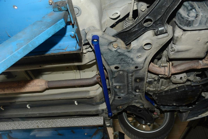 HARDRACE FRONT SUBFRAME BRACE HardRace