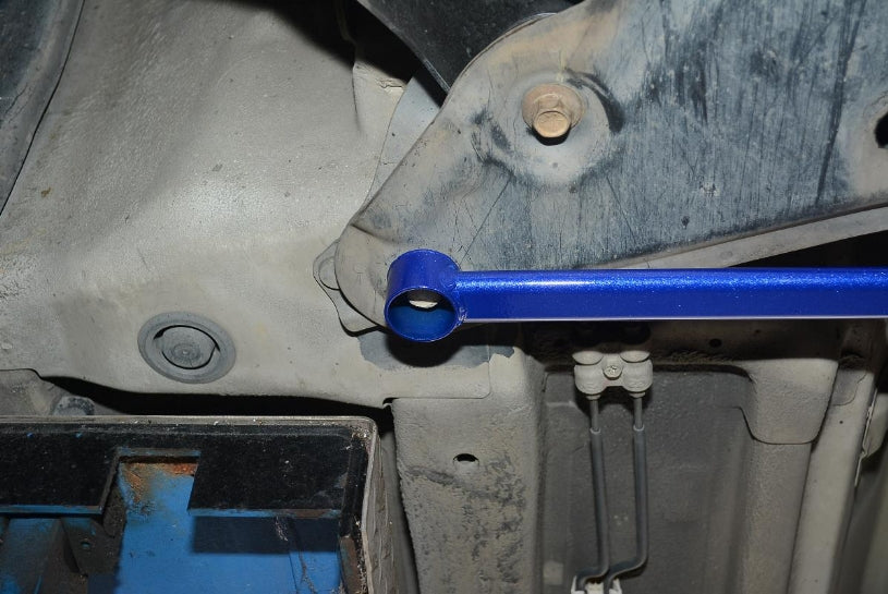 HARDRACE FRONT SUBFRAME BRACE HardRace