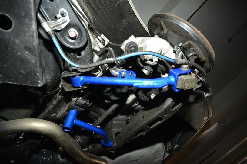 HARDRACE REAR TRACTION ARM HardRace