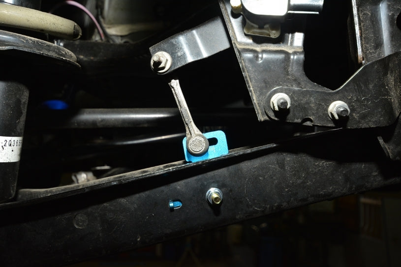 HARDRACE REAR HEADLIGHT LEVELING BRACKET HardRace