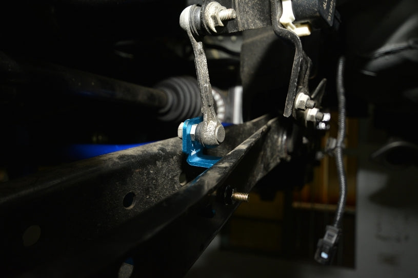 HARDRACE REAR HEADLIGHT LEVELING BRACKET HardRace