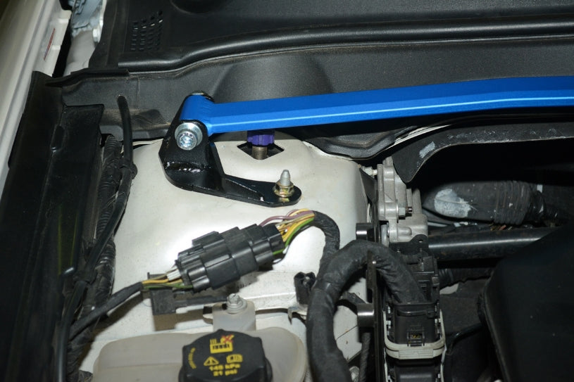 HARDRACE FRONT STRUT BRACE HardRace