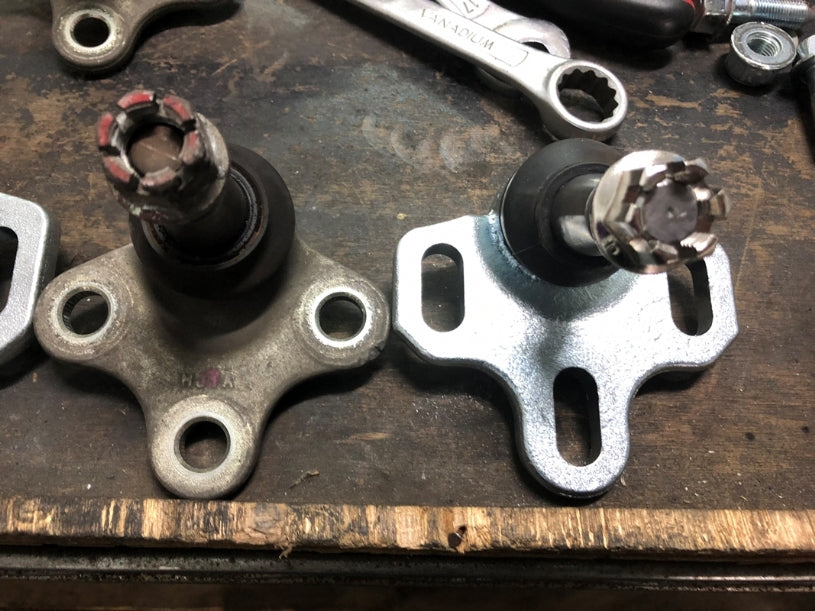 HARDRACE FRONT LOWER BALL JOINT HardRace