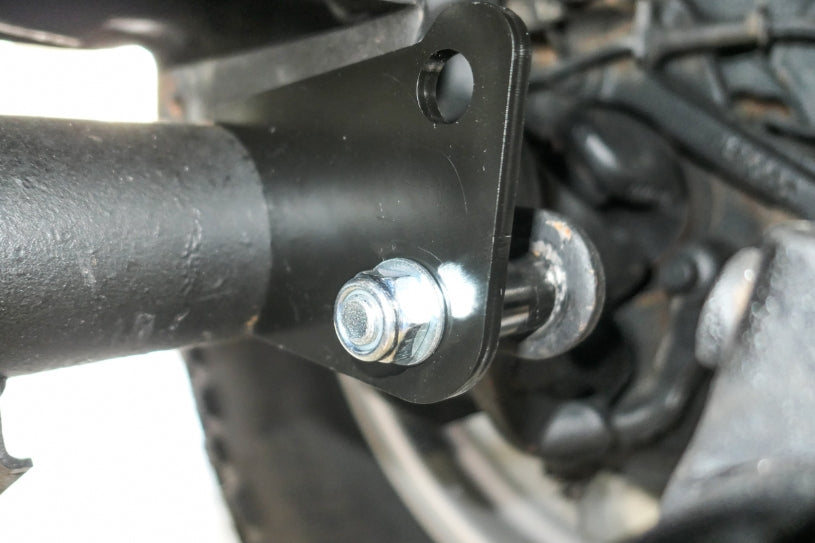 HARDRACE FRONT TRACK BAR RELOCATION BRACKET HardRace