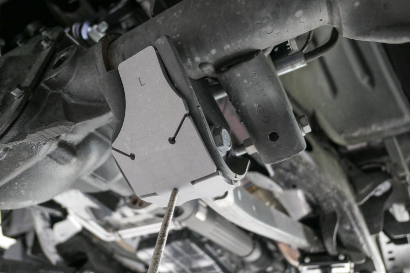 HARDRACE FRONT LOWER ARM SKID PLATE HardRace