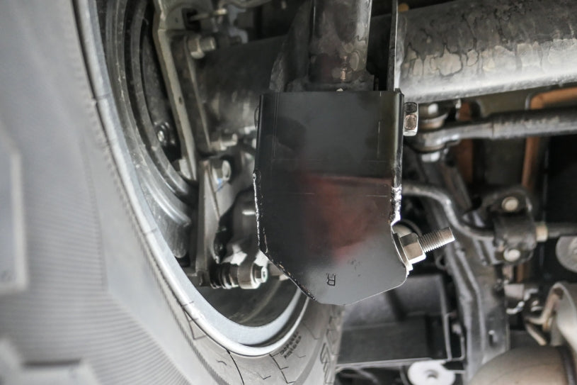 HARDRACE REAR LOWER ARM SKID PLATE HardRace