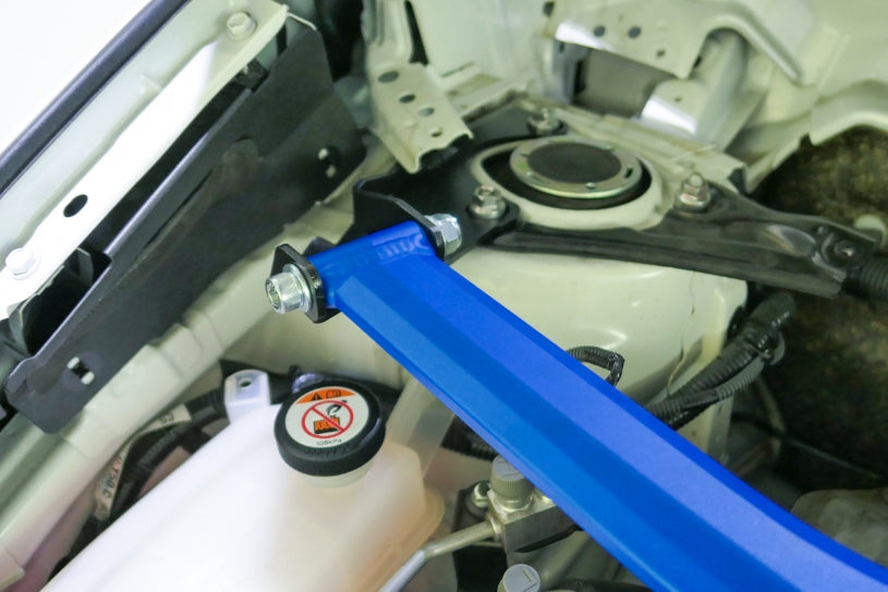 HARDRACE FRONT STRUT BRACE HardRace
