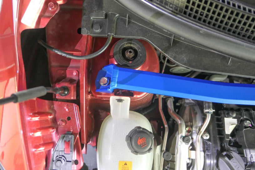HARDRACE FRONT STRUT BRACE HardRace