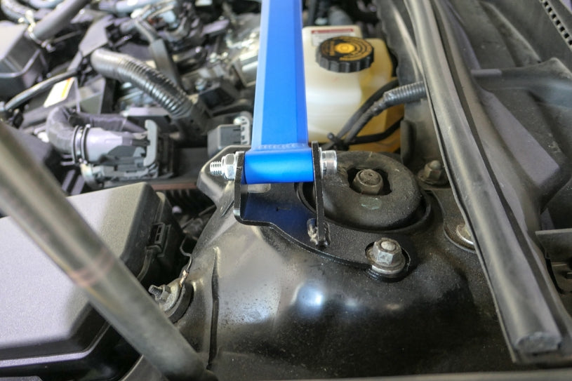 HARDRACE FRONT STRUT BRACE HardRace