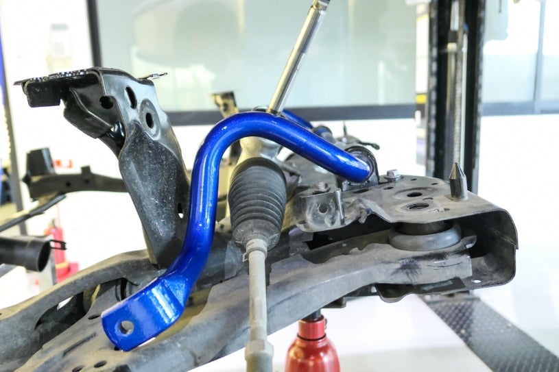 HARDRACE FRONT ANTI ROLL BAR HardRace