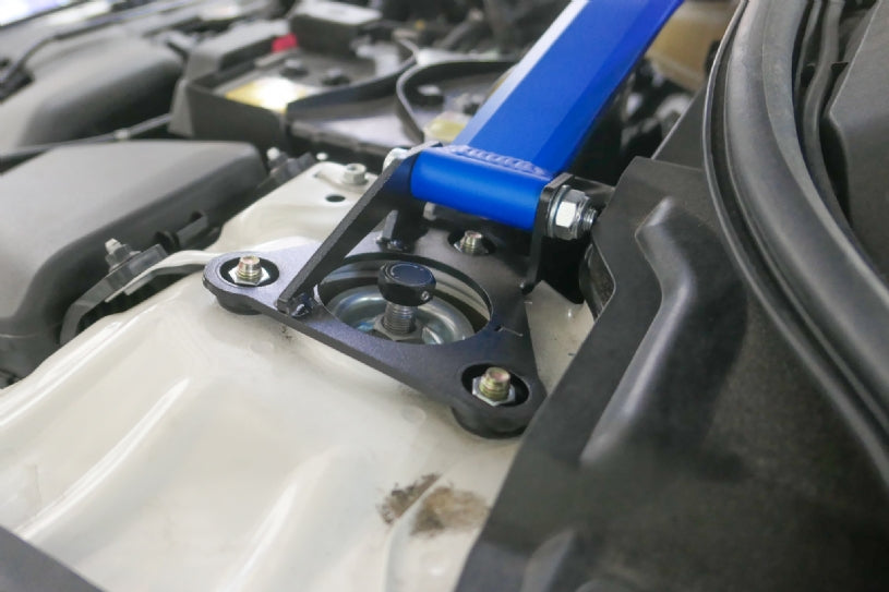 HARDRACE FRONT STRUT BRACE HardRace