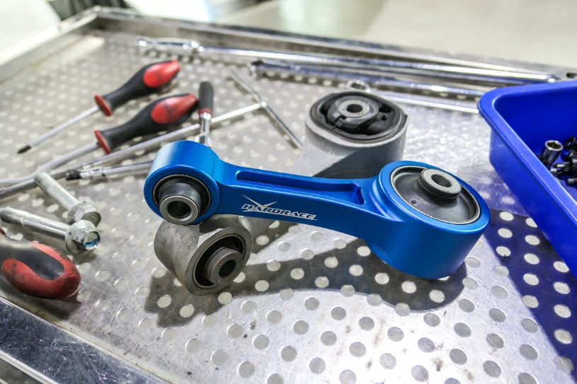 HARDRACE REAR UPRATED ENGINE MOUNT HardRace