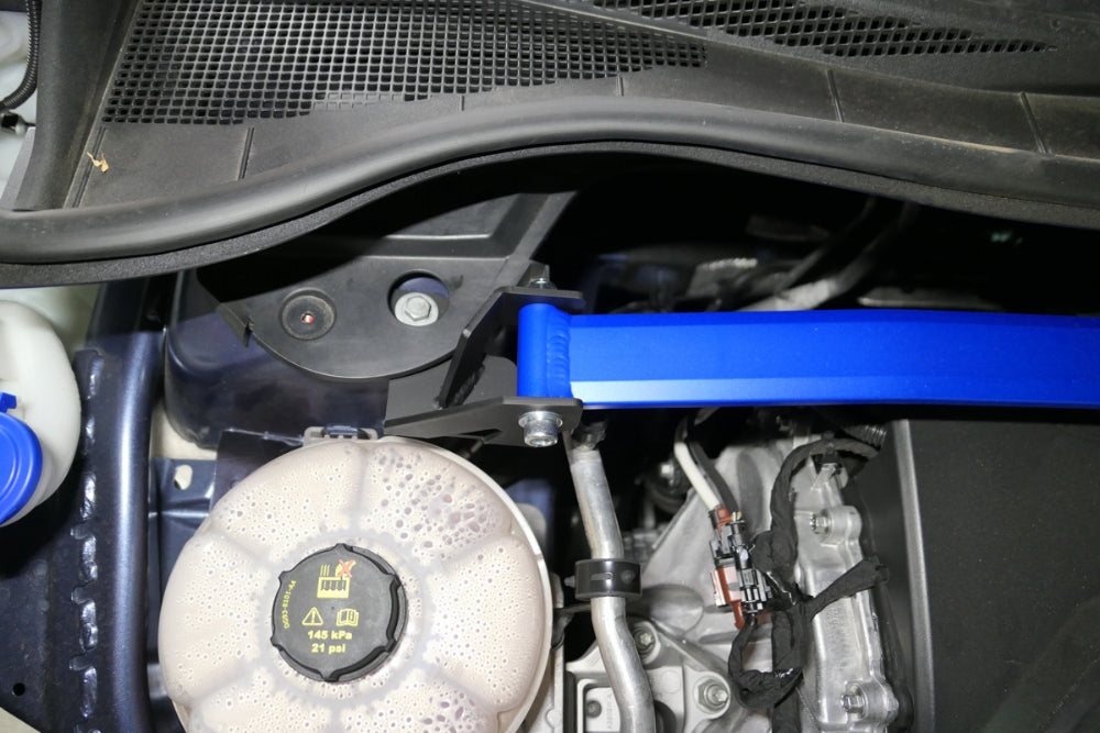 HARDRACE FRONT STRUT BRACE HardRace