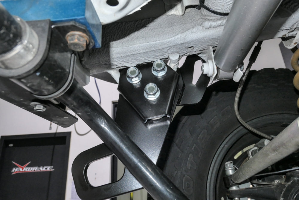 HARDRACE FRONT TOW HOOK KIT HardRace