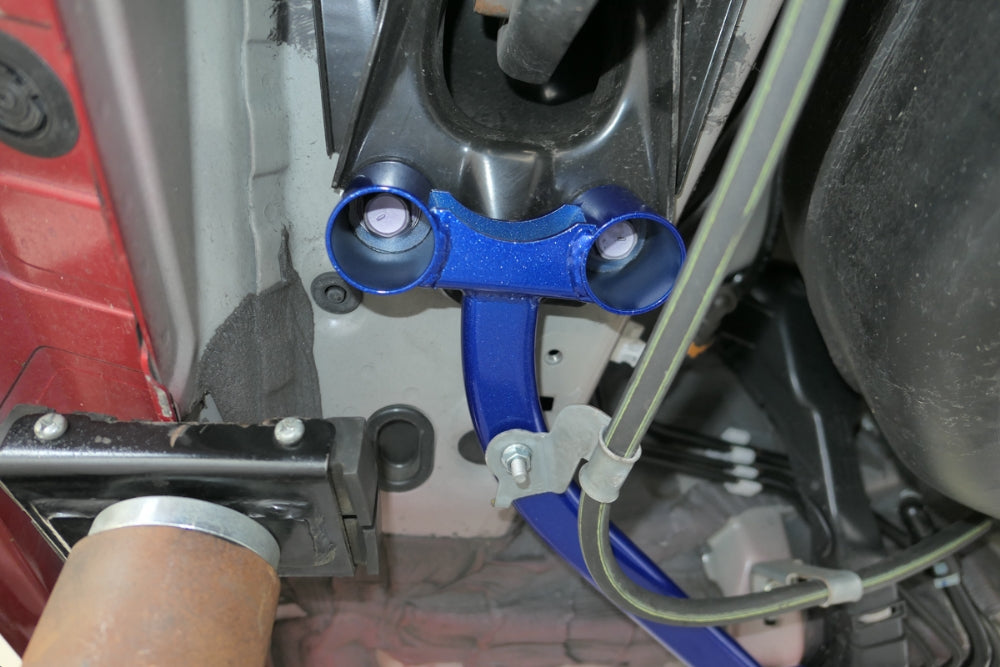HARDRACE REAR LOWER BRACE HardRace