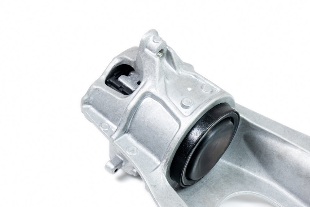 HARDRACE ENGINE MOUNT - RIGHT HardRace