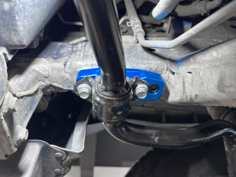 HARDRACE FRONT SWAY BAR RELOCATION KIT TOYOTA FJ CRUISER HardRace
