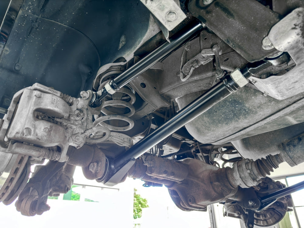 HARDRACE REAR LOWER ARM MERCEDES-BENZ G-CLASS HardRace