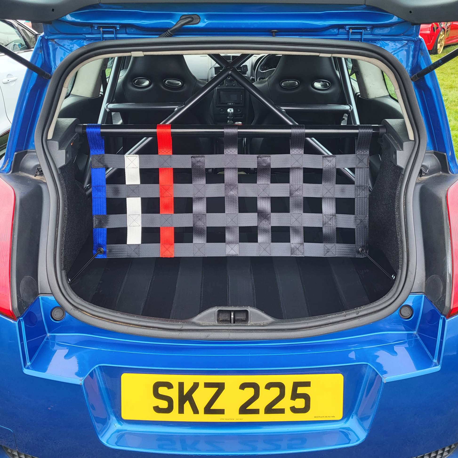 Renault Megane Mk2 RS 225 Strut bar and Cargo net cargo-nets.co.uk