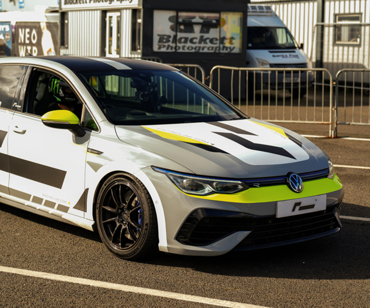 Racingline Cup Edition 'EVO' 18? x 8.5? (ET45) Gloss Black Alloy Wheel