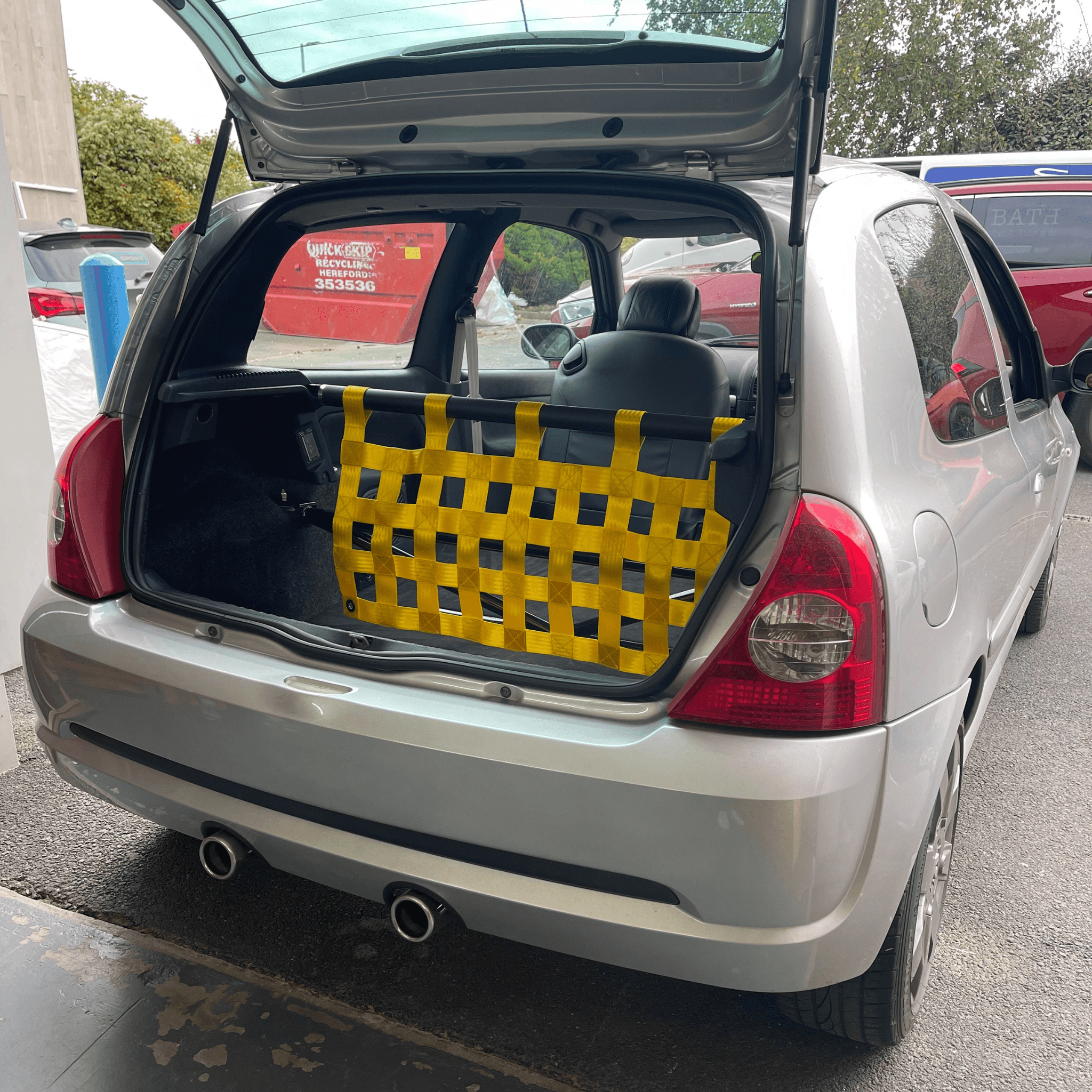 Renault Clio Mk2 RS 172 182 Strut bar and Cargo net cargo-nets.co.uk