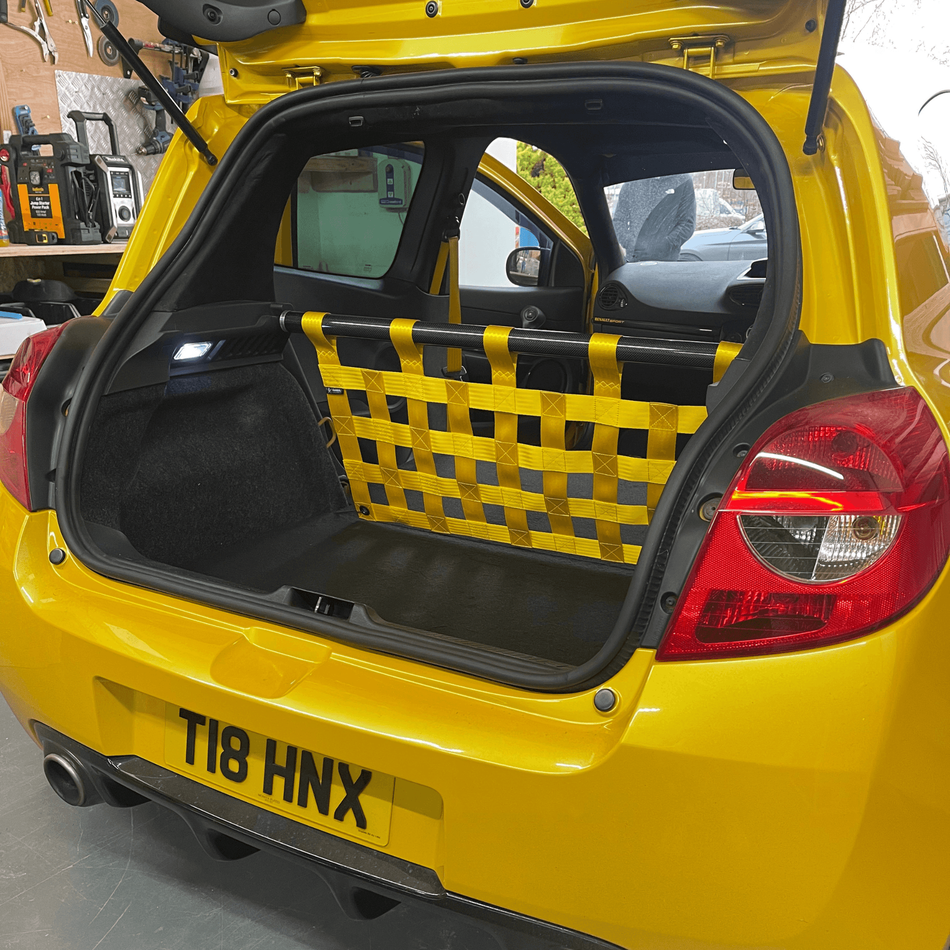 Renault Clio Mk3 197 200 Strut bar and Cargo net cargo-nets.co.uk