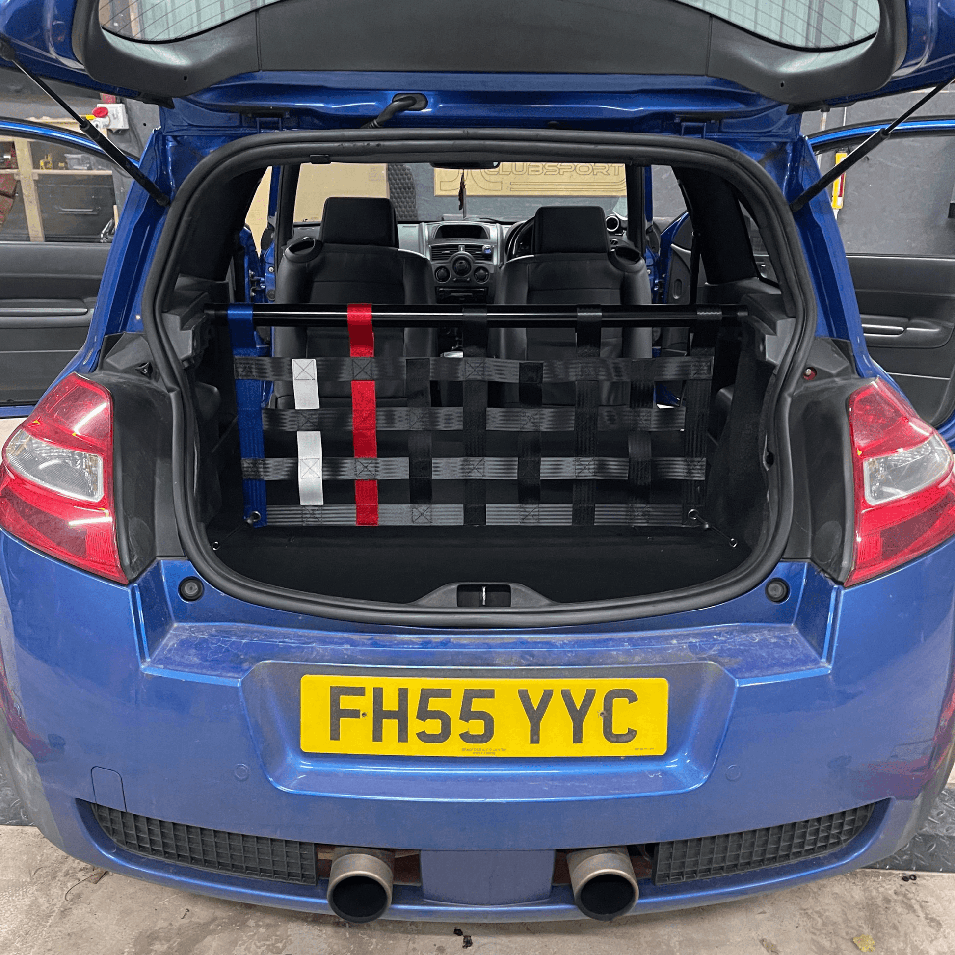 Renault Megane Mk2 RS 225 Strut bar and Cargo net cargo-nets.co.uk