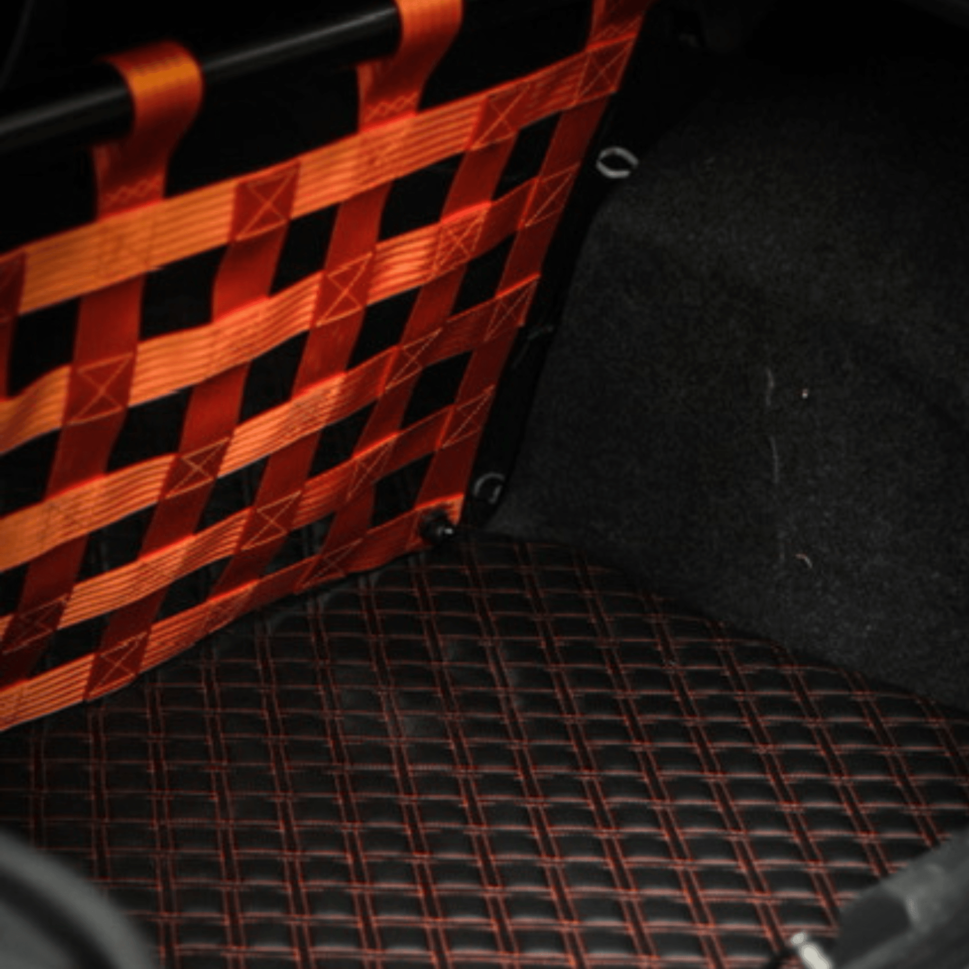 Seat Ibiza Mk4 Cupra 6J 6P Strut bar and Cargo net cargo-nets.co.uk