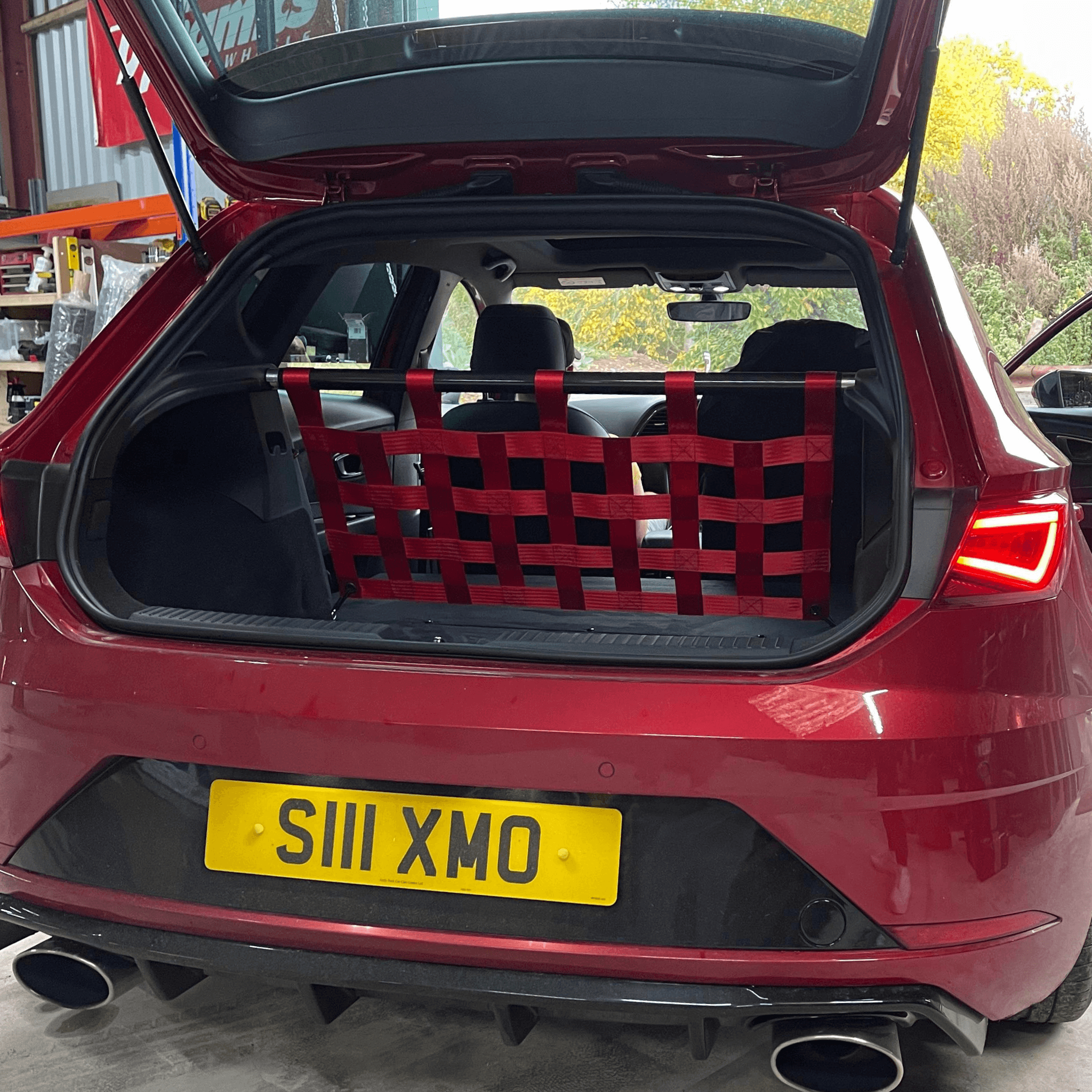 Seat Leon Mk3 Cupra 5F Strut bar and Cargo net cargo-nets.co.uk