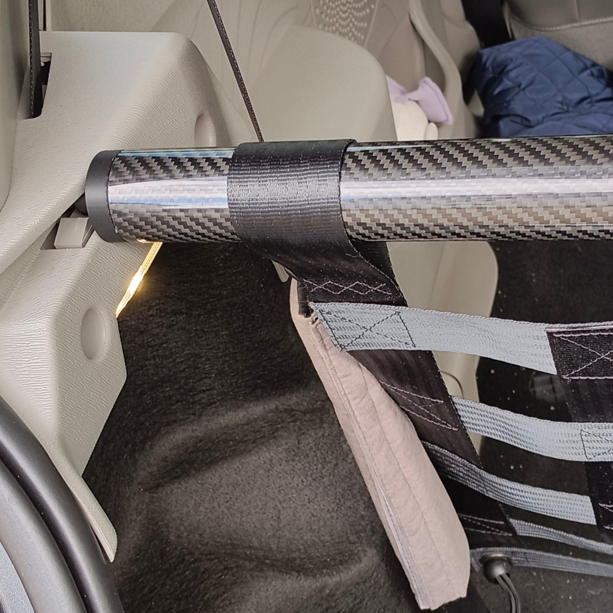 Renault Twingo RS Mk2 Strut Bar and Cargo Net cargo-nets.co.uk