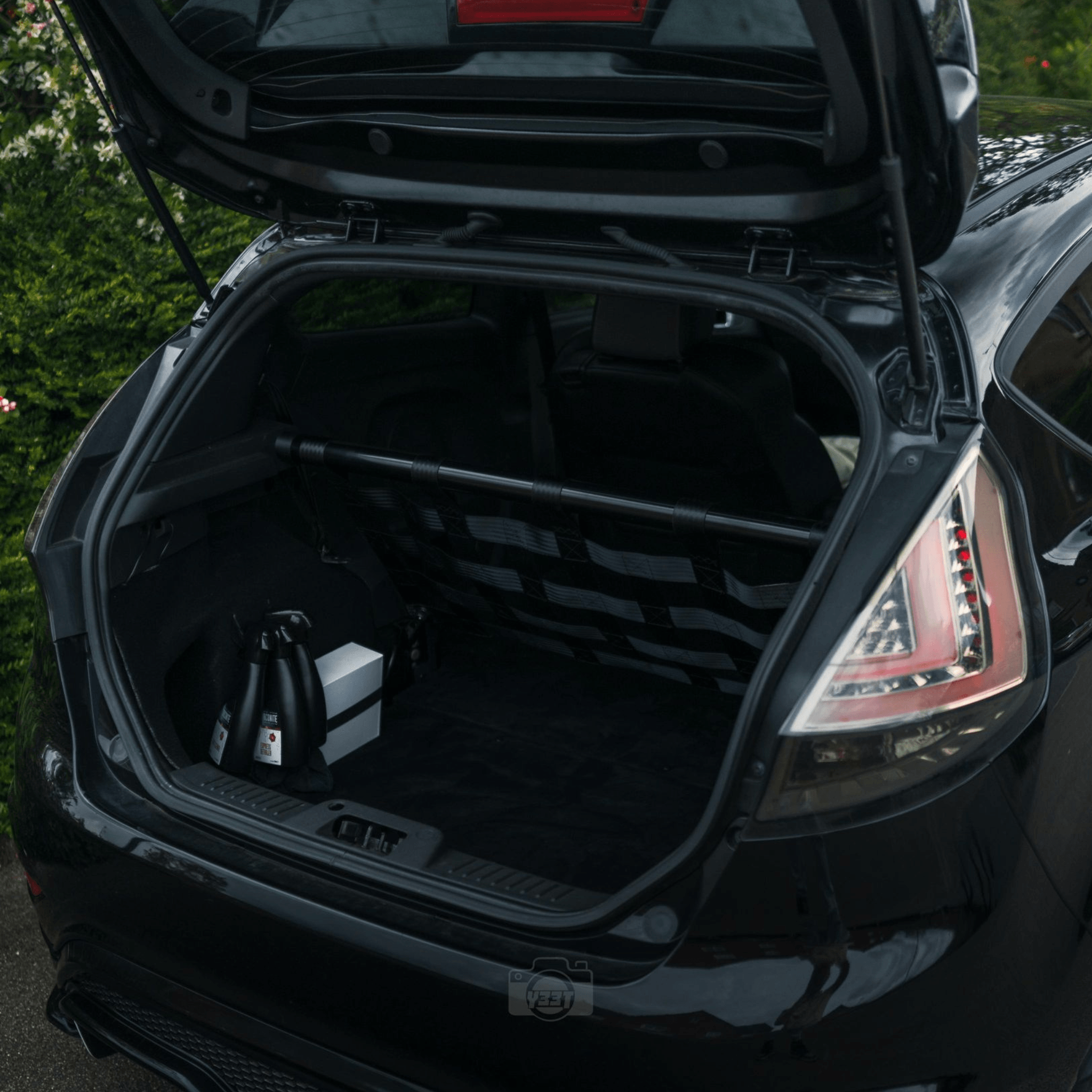 Ford Fiesta Mk7 Mk7.5 ST180 Strut bar and Cargo net cargo-nets.co.uk