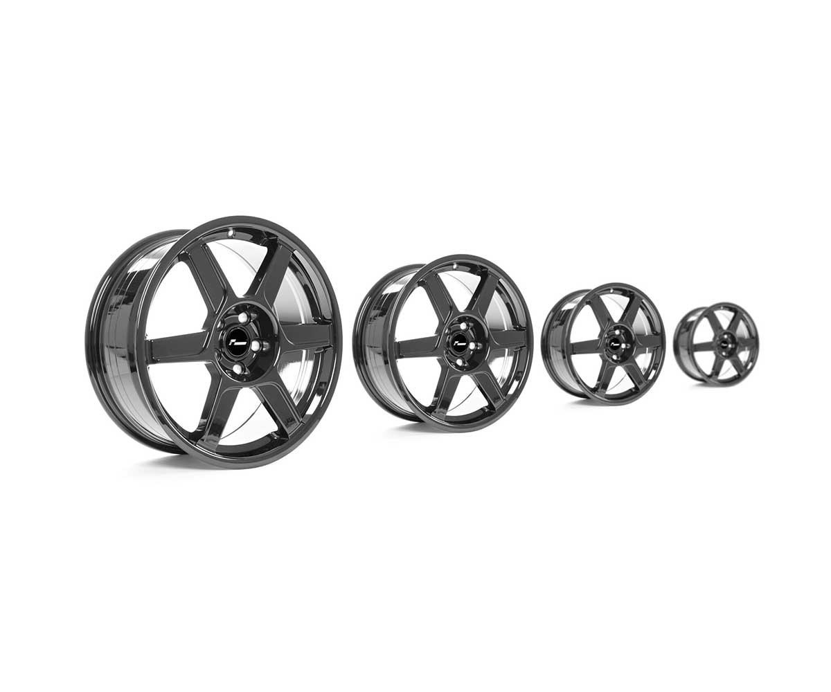 RacingLine VWR R-06 18x8.5 (ET44) Flow Formed Gloss Black Wheel