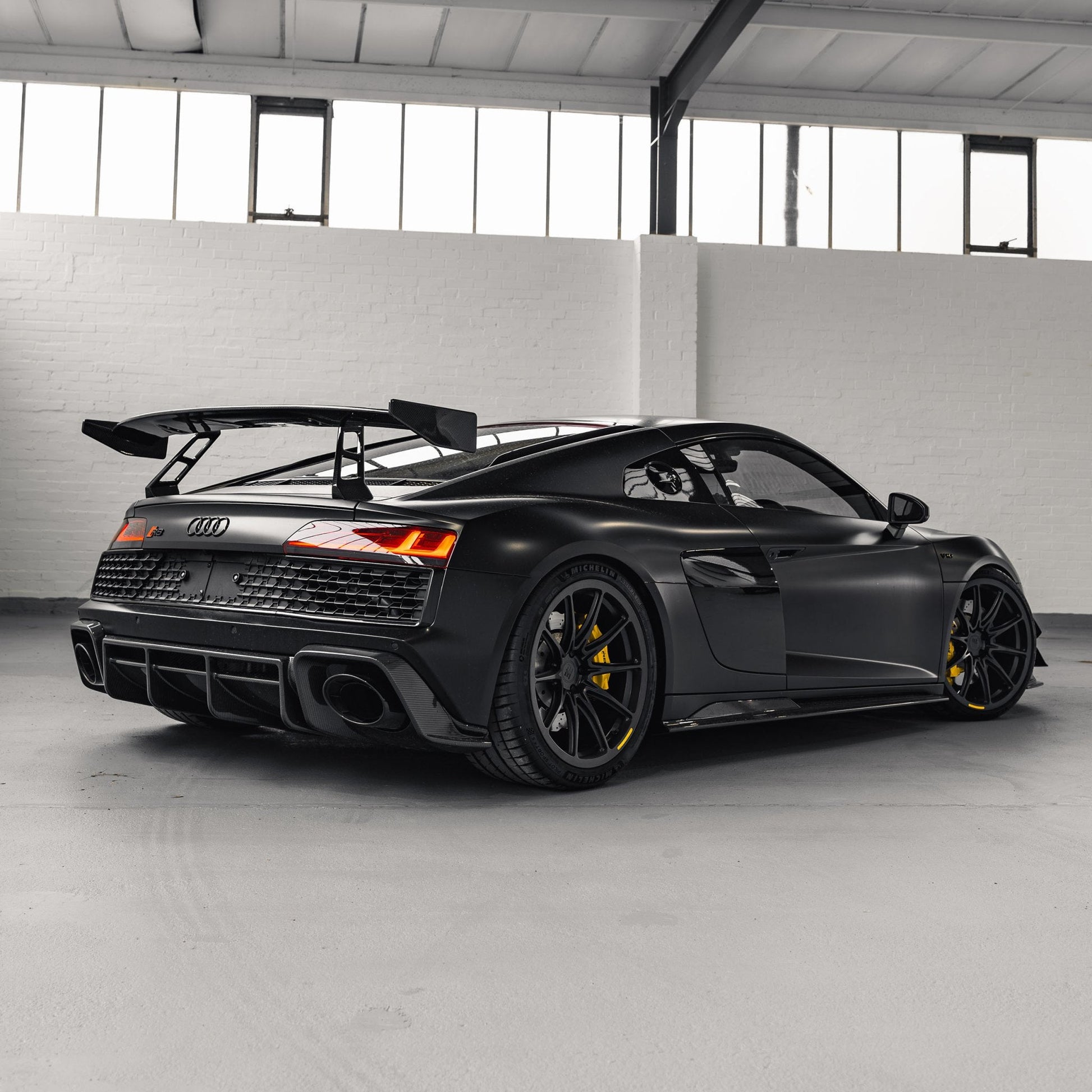 Audi R8 4S Facelift Pre-Preg Carbon Fibre Rear Diffuser by FORM FORM Industries