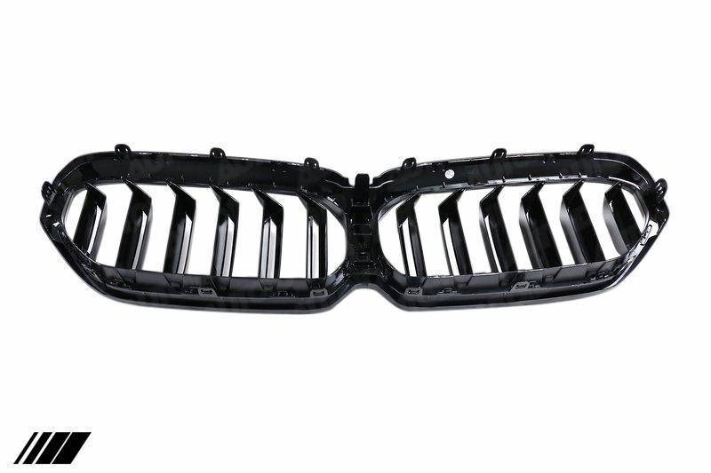 BMW 5 Series LCI G30 G31 Gloss Black Kidney Grilles by FORM (2020-2023) FORM Industries
