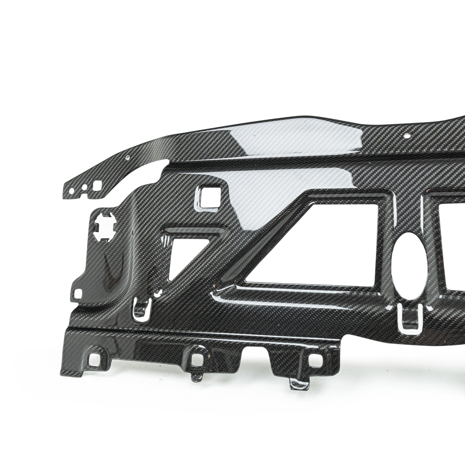 BMW M2 G87, M3 G80 G81 & M4 G82 G83 Pre-Preg Carbon Fibre Cooling Shroud by FORM (2021+) FORM Industries