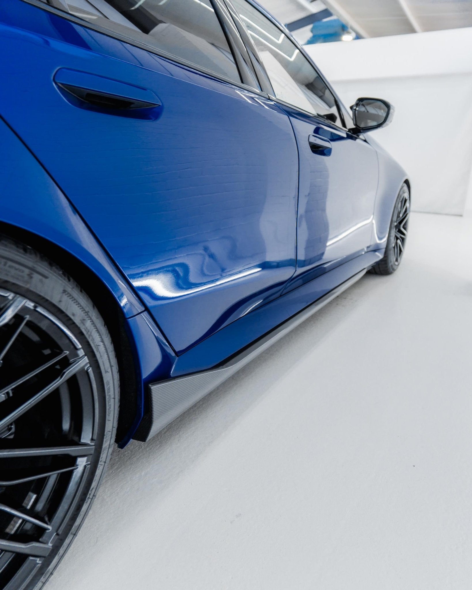 BMW M5 G90 G99 Pre-Preg Carbon Fibre Side Skirts by FORM (2024+) FORM Industries