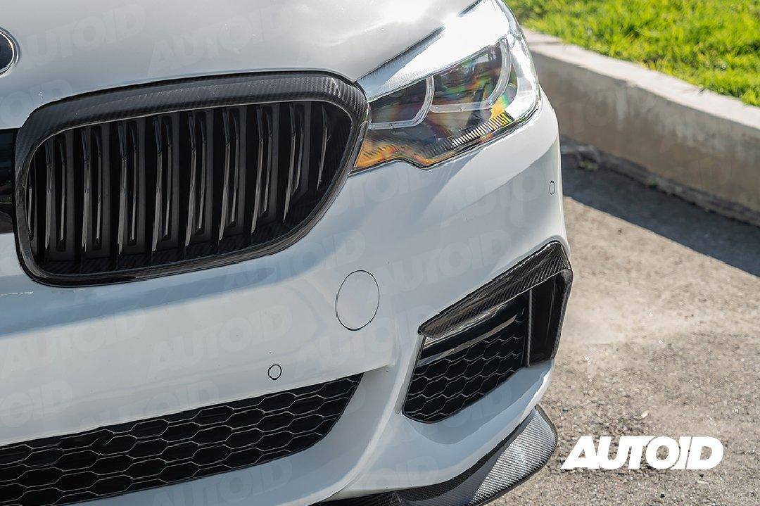 Carbon Fibre Kidney Grilles for BMW 5 Series & M5 by FORM (2017-2020, G30 G31 F90) FORM Industries