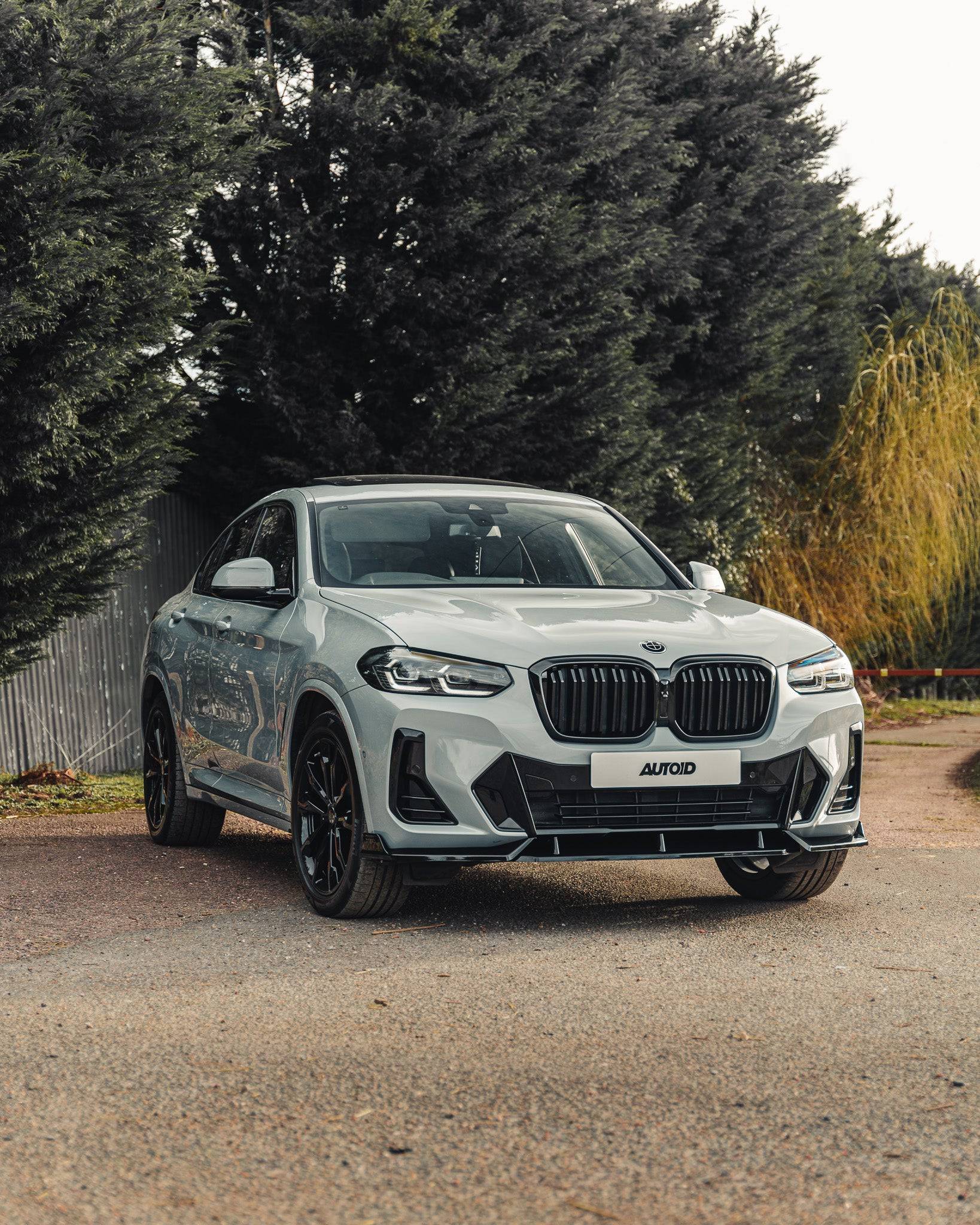 BMW X3 G01 LCI & X4 G02 LCI Gloss Black Kidney Grille by FORM (2021-2024) FORM Industries