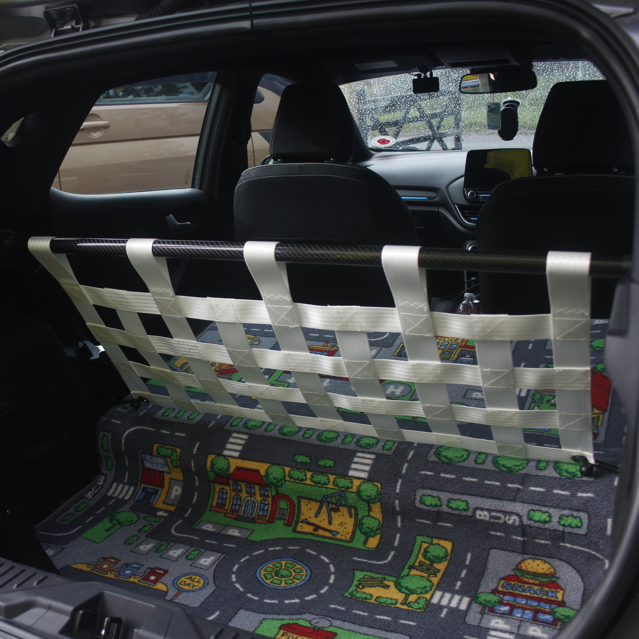 Ford Fiesta Mk8 ST Strut bar and Cargo net cargo-nets.co.uk