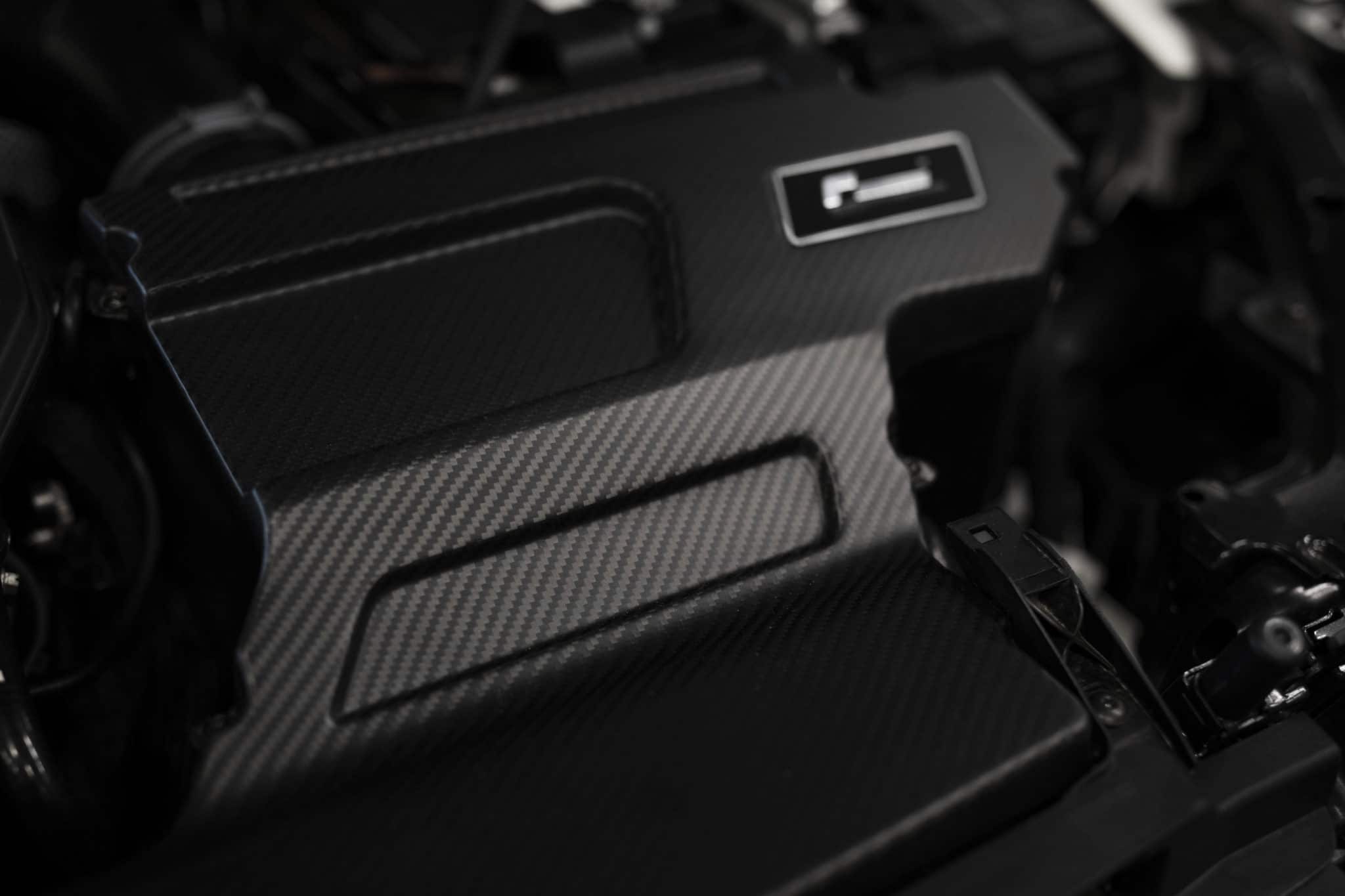 Racingline R600 Carbon Fibre Intake Lid - Gloss/Matte Finish